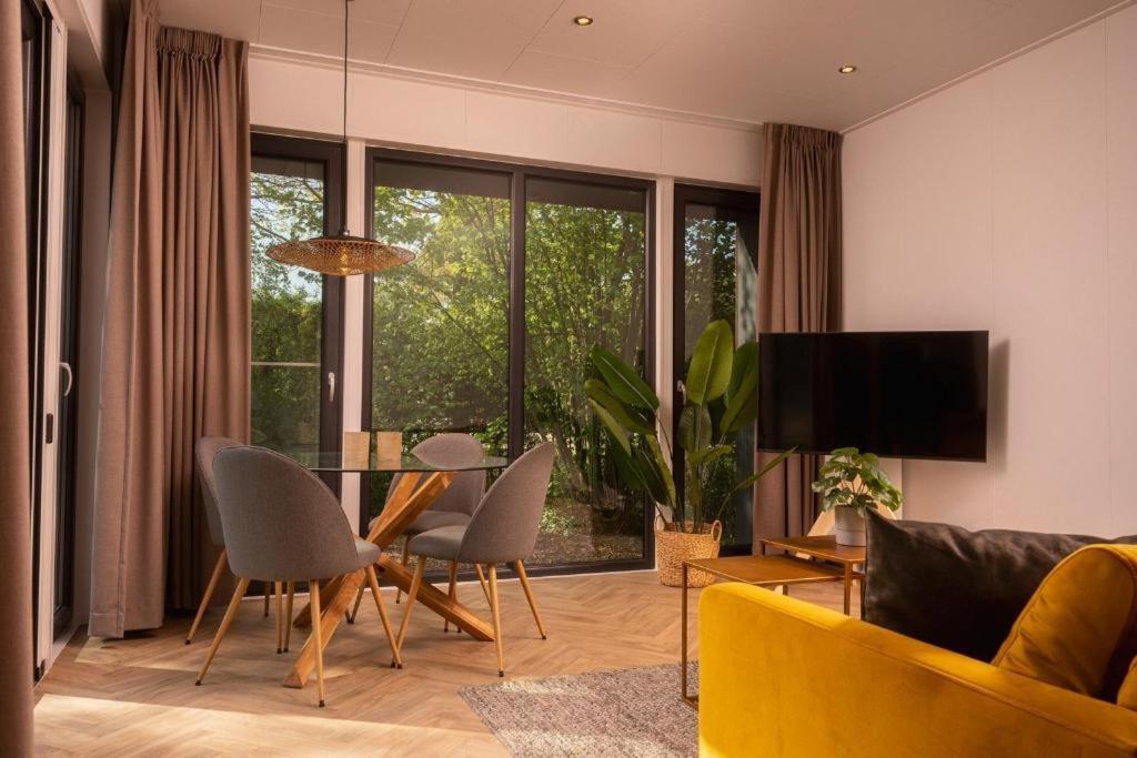 Zuna Happy Oak Lodge Two Ensuite Bathrooms 4 Personen מראה חיצוני תמונה